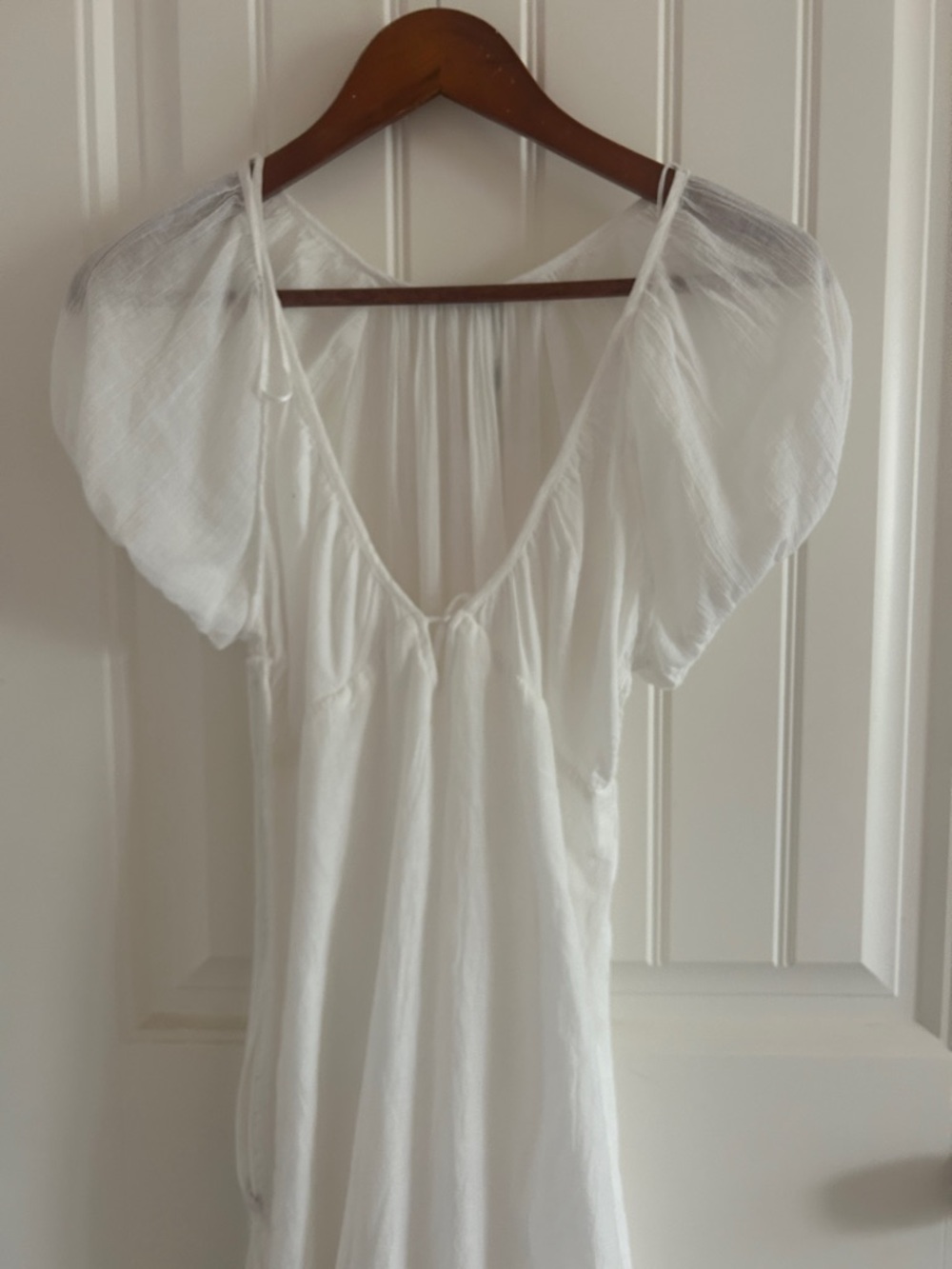 NWT Zara White Puff-Sleeve V-Neck Tunic Top SZ XS